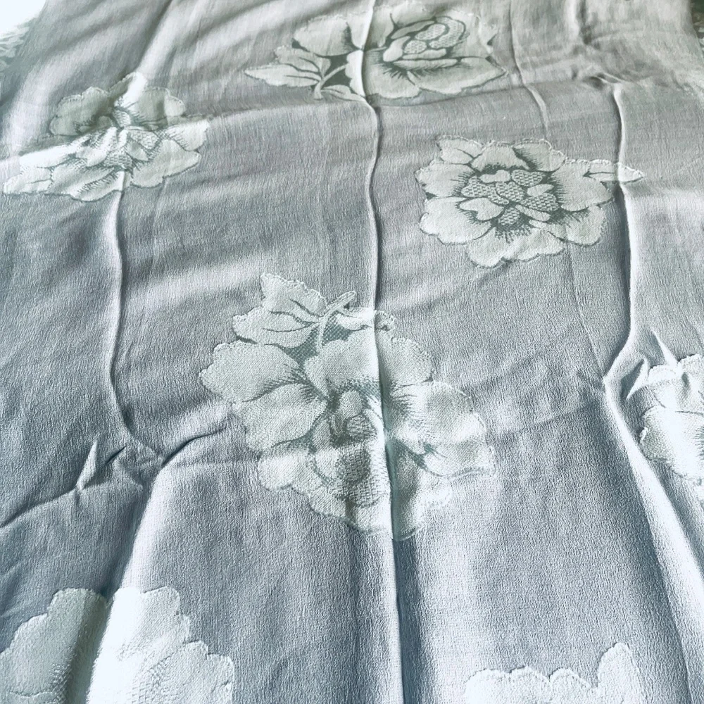 marina deste soft elegant
